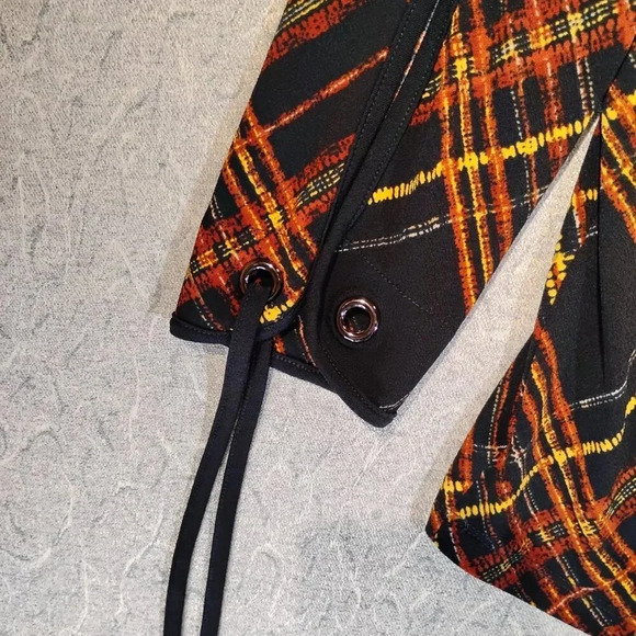 Cleo Petites Women's  Black & Gold Plaid Blouse Long Cut Out Sleeves Size Large - Picture 4 of 11